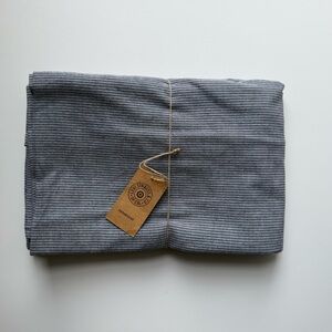 Signature by Levi Strauss Gray Kitchen Tablecloth